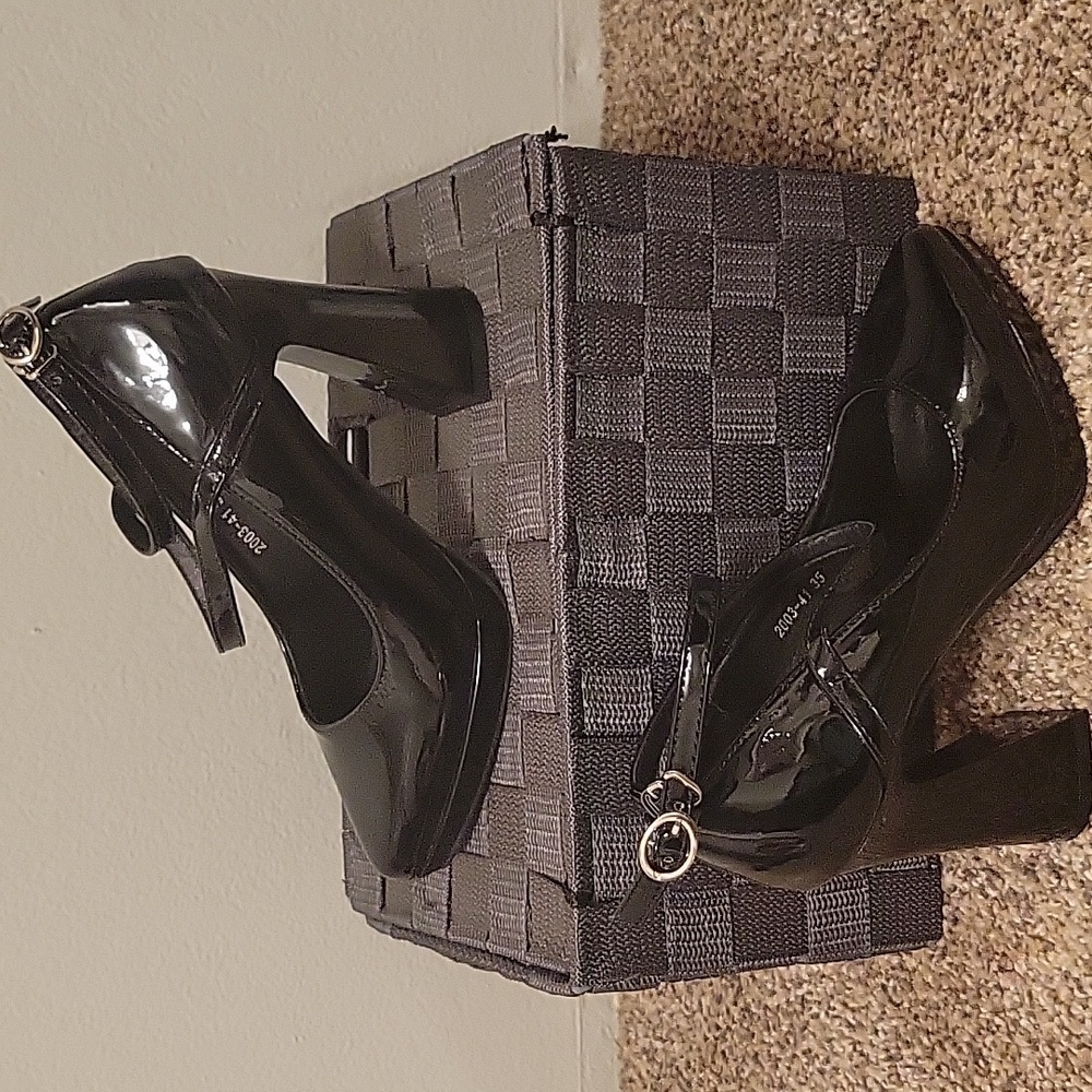 Black Patent Leather Women's Heels